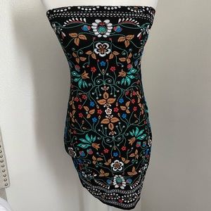 Embroidered print dress
